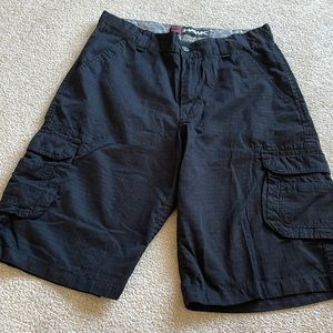 Tony Hawks black cargo shorts. Boy’s size 18